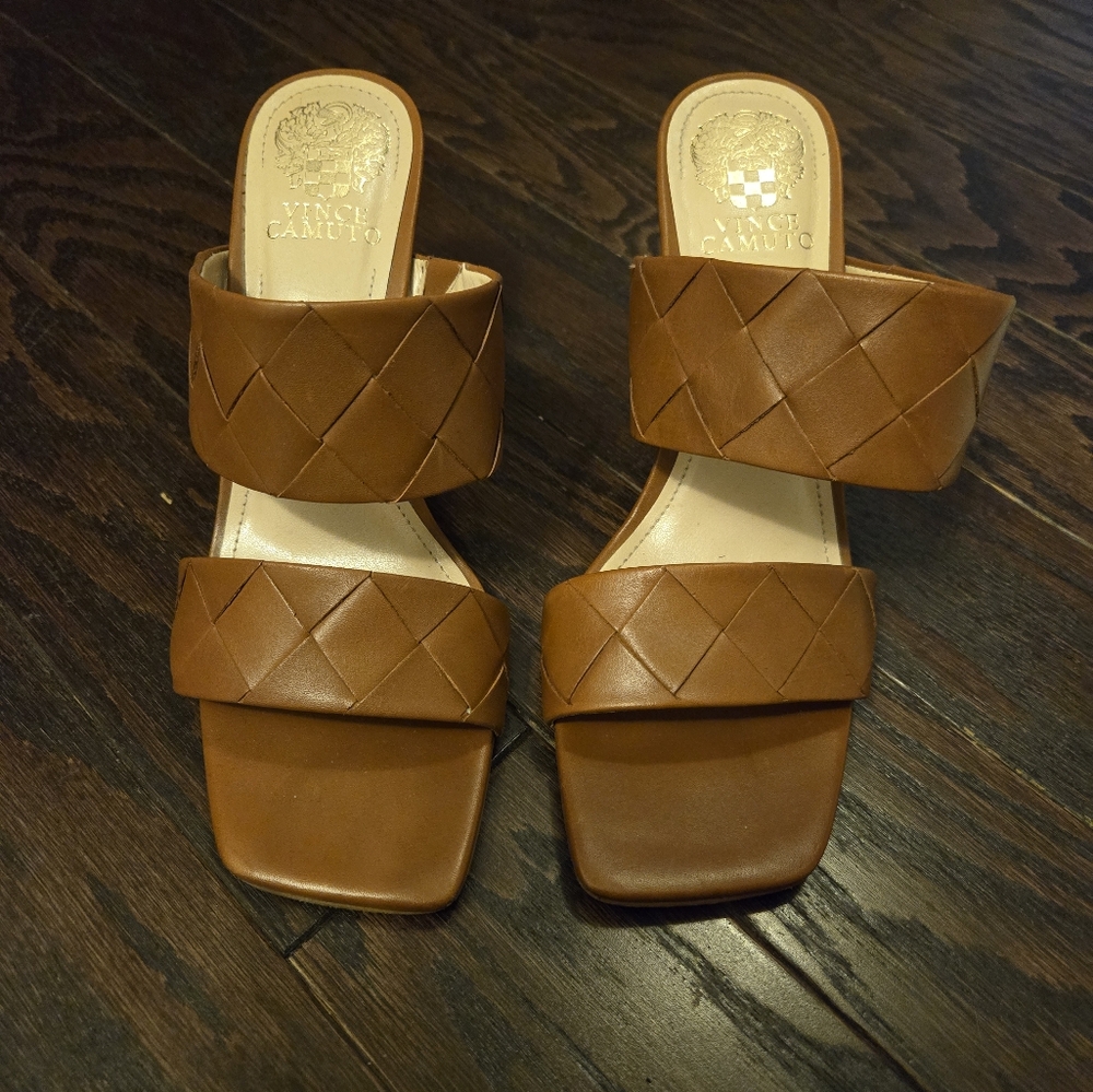 Vince camuto candialia sandals
